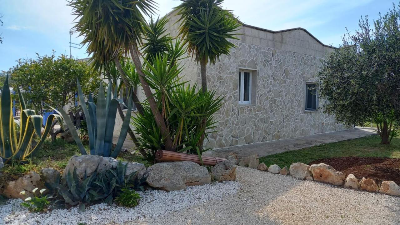 Casa Bianca ALME Hotel Ceglie Messapica Bagian luar foto