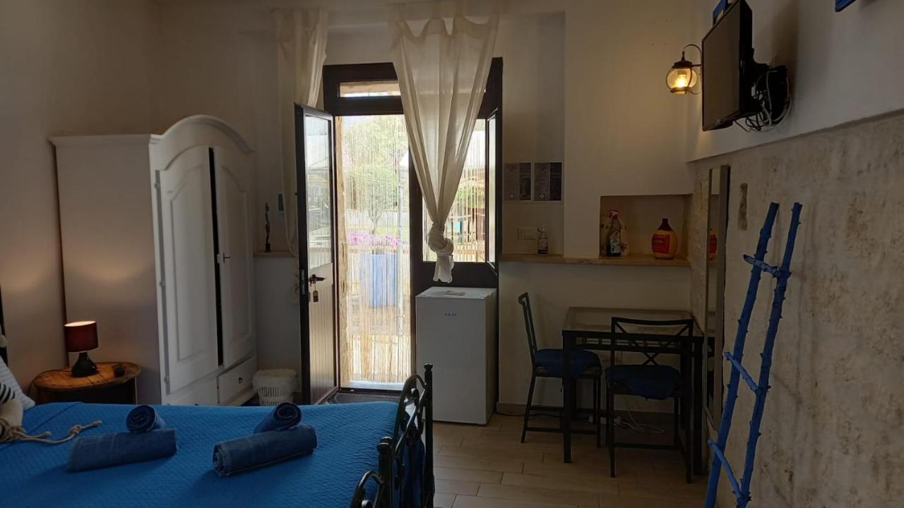 Casa Bianca ALME Hotel Ceglie Messapica Bagian luar foto
