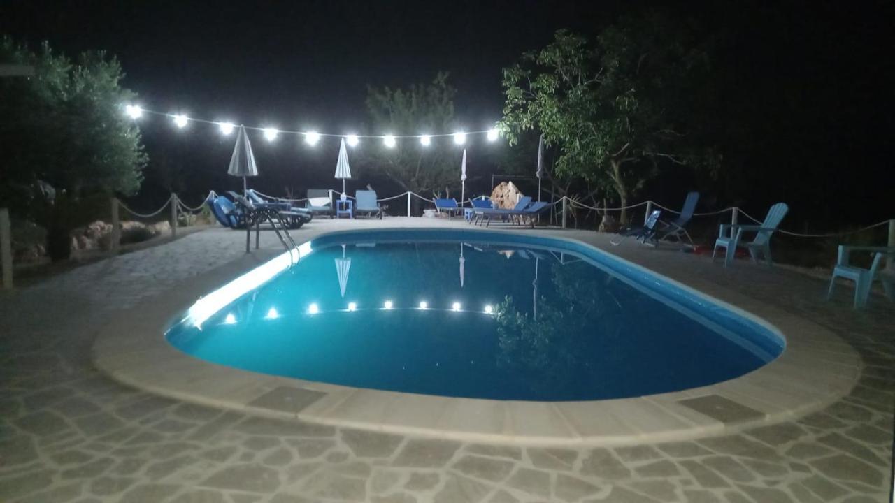 Casa Bianca ALME Hotel Ceglie Messapica Bagian luar foto